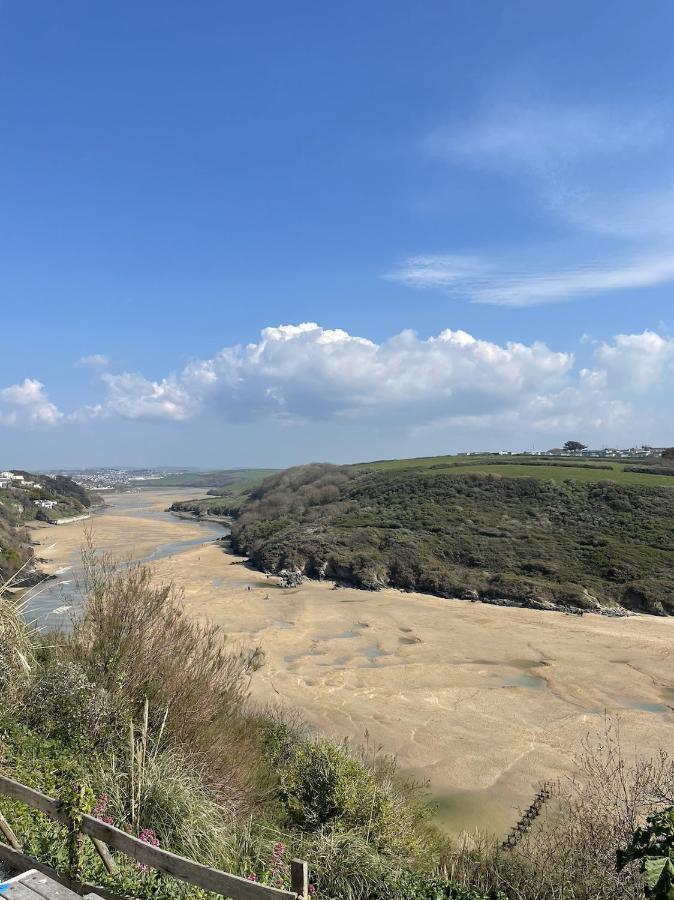1 Chatsworth Riverscape Apartments - Riverview Apartment In Great Location With Free Parking Overlooking The Gannel Just A Short Walk From Newquays Incredible Beaches And Local Amenities New Quay Eksteriør billede